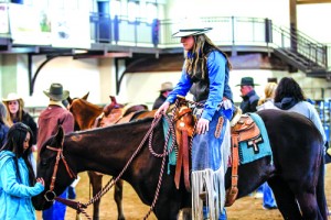 Making friends at the sale. Photo by Melanie Elzinga.